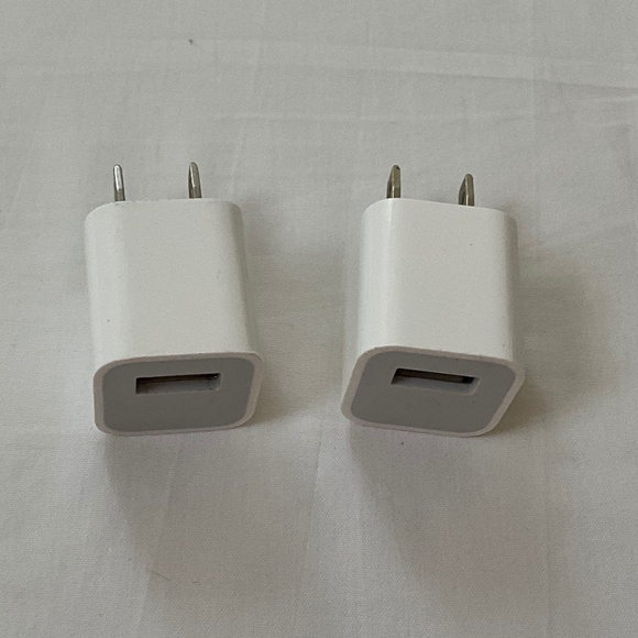 APPLE Two USB Adapters/Charging Blocks - Picture 1 of 2